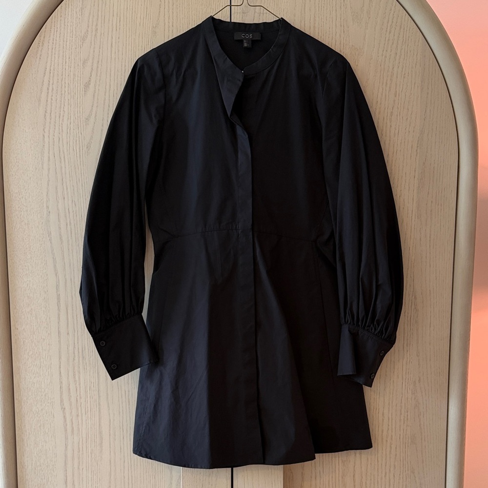 COS Elegant Black Apparel